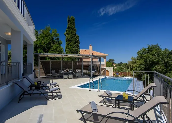 ヴィラ Ektama フィスカルドン